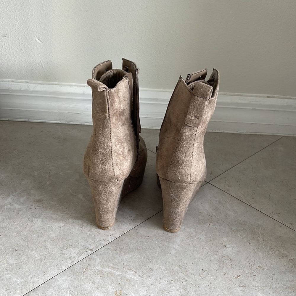 Women’s ancle boots - Picture 6 of 6